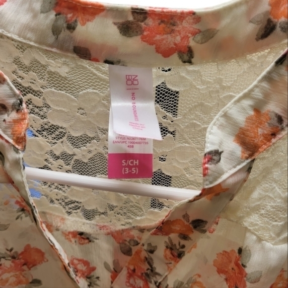 Floral Button Up Tank w/ Tie Front, Lace Shoulder & Draping Back MINT CONDITION - Picture 8 of 9